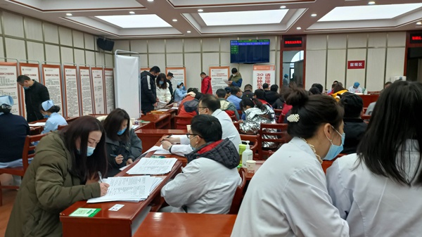 1610677423311038.jpg 南昌市政建設全體員工江西中醫(yī)藥大學附屬醫(yī)院新冠疫苗接種6004.jpg