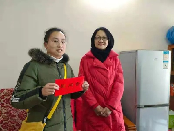 1611741006467519.jpg 南昌市總工會走訪慰問南昌市政建設(shè)集團(tuán)困難職工6008.jpg