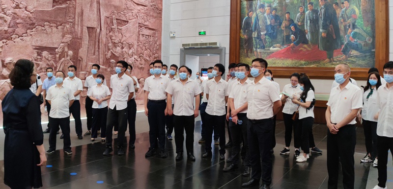 南昌市政建設(shè)集團(tuán)開展學(xué)習(xí)貫徹黨的十九屆六中全會精神專題培訓(xùn) 南昌市政建設(shè)集團(tuán)開展學(xué)習(xí)貫徹黨的十九屆六中全會精神專題培訓(xùn)