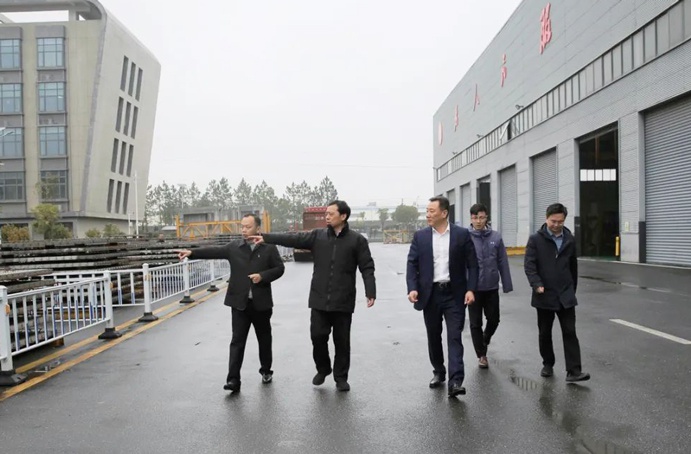 市政公用集團黨委副書記、總經(jīng)理萬義輝到市政遠(yuǎn)大公司調(diào)研指導(dǎo)