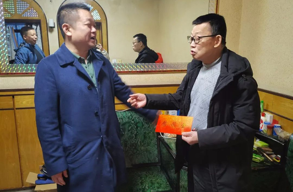 南昌市政建設(shè)集團(tuán)開展2024年春節(jié)“送溫暖”走訪慰問(wèn)行動(dòng) 南昌市政建設(shè)集團(tuán)開展2024年春節(jié)“送溫暖”走訪慰問(wèn)行動(dòng)