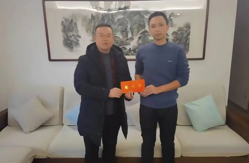 南昌市政建設(shè)集團(tuán)開展2024年春節(jié)“送溫暖”走訪慰問(wèn)行動(dòng) 南昌市政建設(shè)集團(tuán)開展2024年春節(jié)“送溫暖”走訪慰問(wèn)行動(dòng)